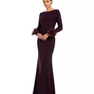Mac Duggal IEENA Women's Long Sleeve Fitted Jersey Gown With 3D Flowers